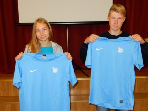 Kooli parimad kergejõustiklased Kristina Tšalova ja Marten Valk