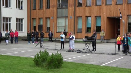 2021-09-22-12h09m24s838-vlcsnap