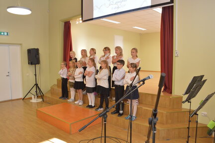 2024-10-18 102212-DSC 3644