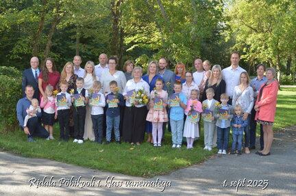 2025-09-01 102924 DSC 7104 1kl+van