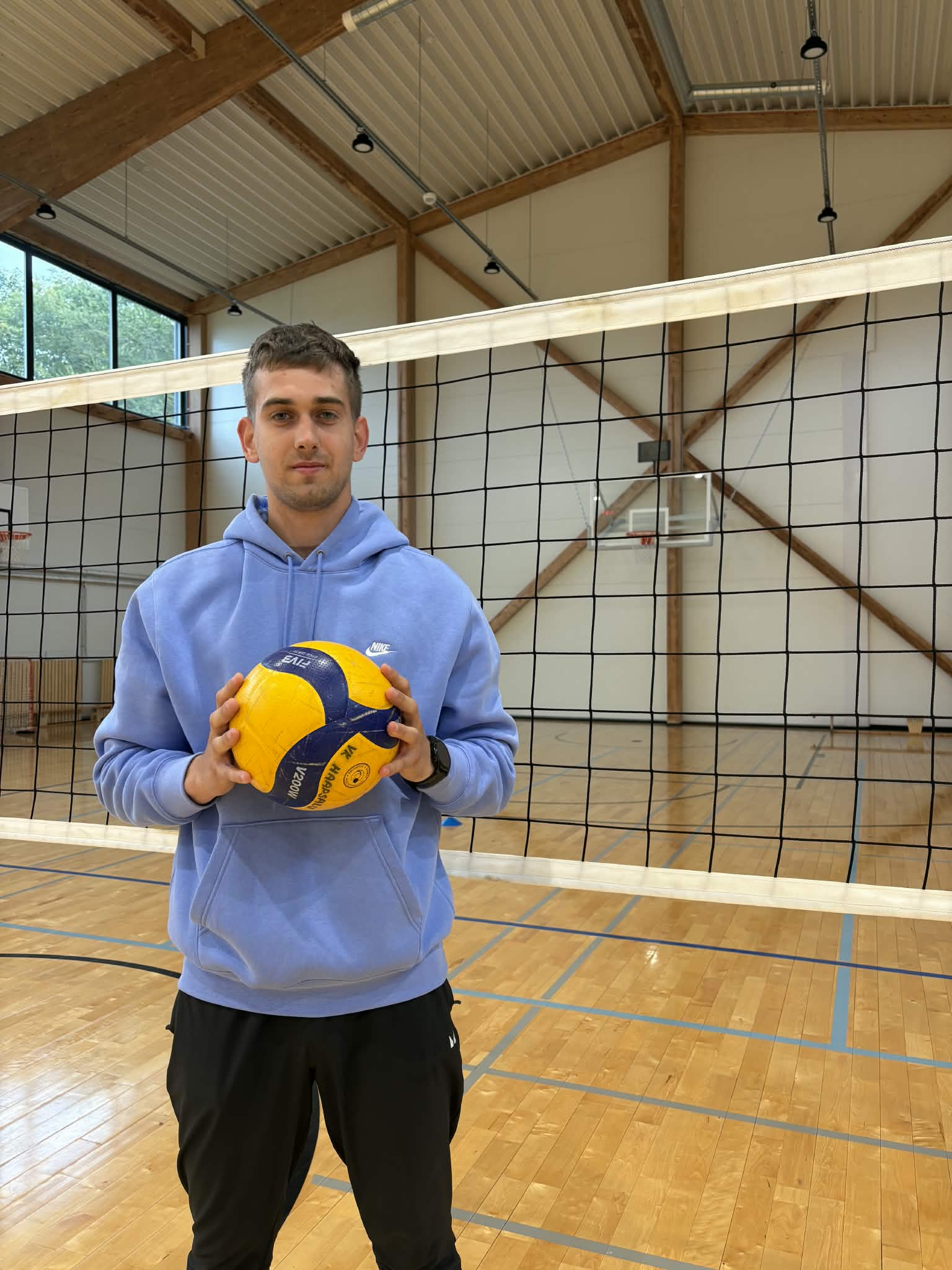 Targo kehalise kasvatuse õpetajana Panga spordihoones